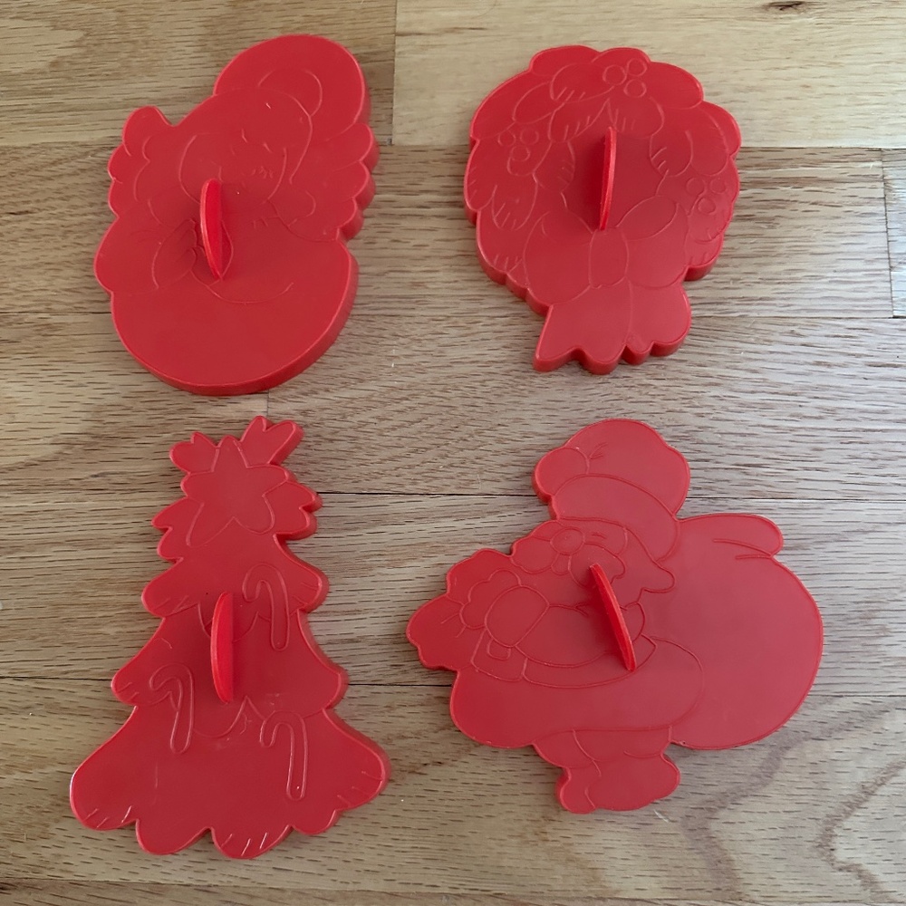Wilton 1978 Red Christmas Cookie Cutters Set of 4 Tree, Santa, Angel, Wreath